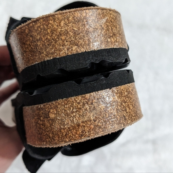 Bio Bio Black Genuine Leather Adjustable Buckle Thong Cork Bed Sandals - Picture 6 of 12